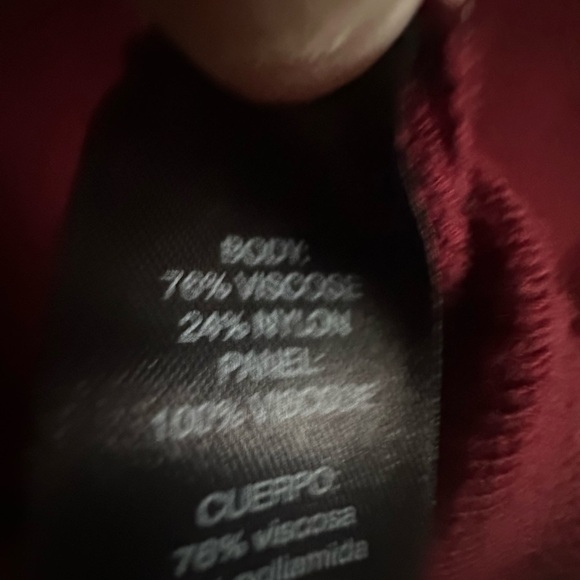 White House Black Market Maroon Thick Cowl Neck Long Sleeve Pullover Sweater L - Picture 10 of 10